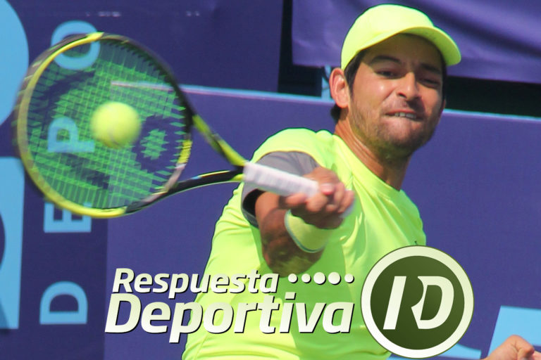 MARCELO ARÉVALO GANÓ EN SINGLES Y DOBLES CON REYES VARELA