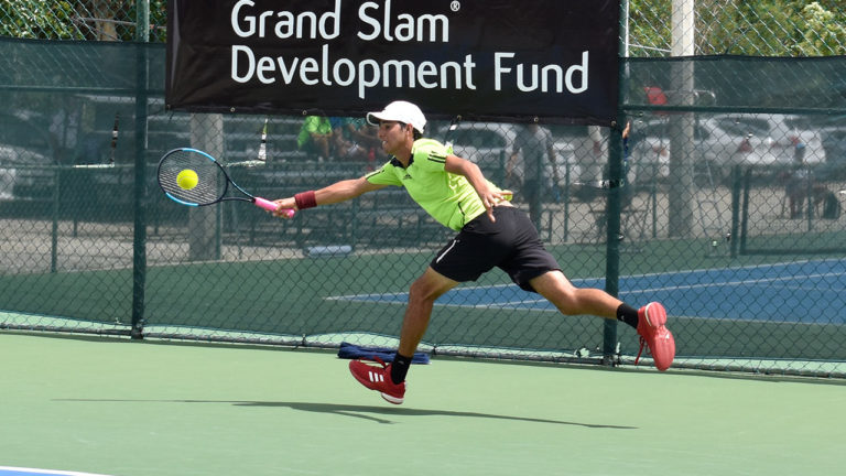 COPA JITIC: GUILLERMO CASTAÑEDA AGARRA SEGUNDO VIENTO EN CANCUN TENNIS ACADEMY