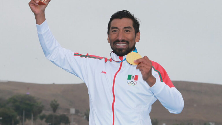 Logra triatleta Crisanto Grajales el bicampeonato panamericano en Lima 2019