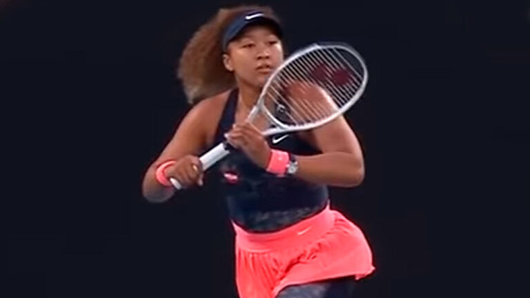 NAOMI OSAKA UNA MEZCLA SUI GENERIS QUE DEJA HUELLA EN AUSTRALIA