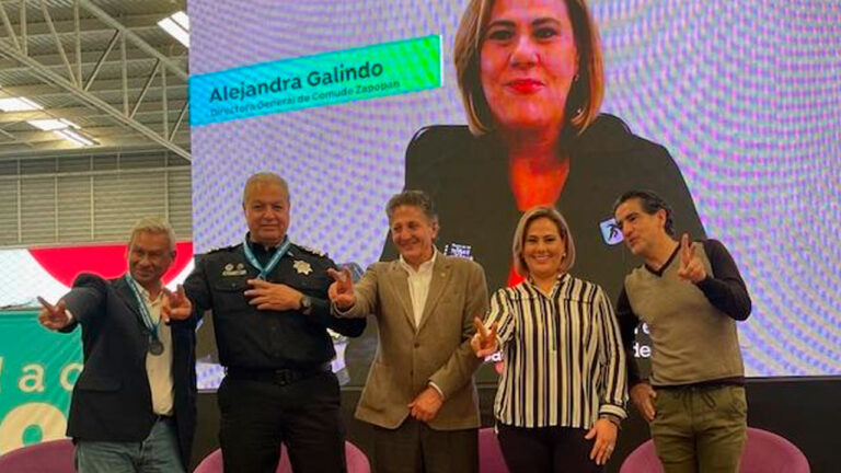 ALEJANDRA GALINDO PRESENTÓ SERIAL VANGUARDISTA 2024