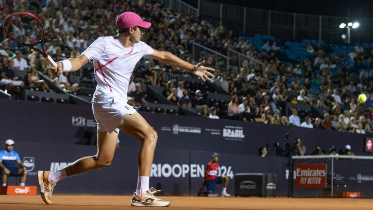 EL CAMPEÓN MUNDIAL JUVENIL JOAO FONSECA APROVECHA WILD CARD EN ATP 500 AL LLEGAR A CUARTOS DE FINAL VENCIENDO AL CHILENO CHRISTIAN GARIN