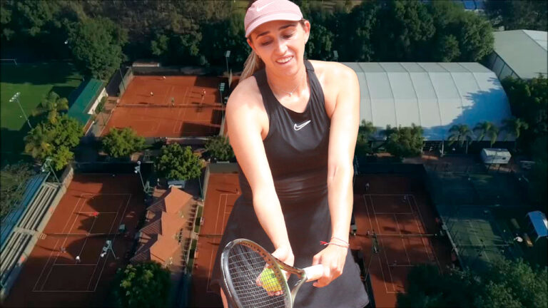 ATJ-HACIENDA SAN JAVIER: MARÍA FERNANDA ALCALÁ EXHIBE UN TENIS EVOLUCIONADO