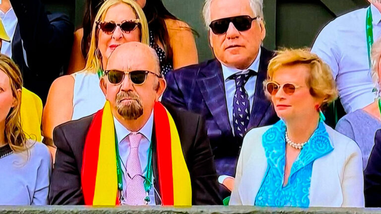 JUAN HERNÁNDEZ EN EL PALCO IMPERIAL DE LA ITF EN WIMBLEDON