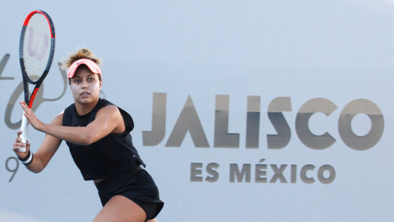 RENATA ZARAZÚA CAYÓ EN LA FINAL DEL W100 CARY, NC.