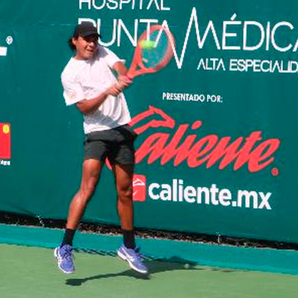 ALEX HERNÁNDEZ SÓLIDO EN EL NACIONAL